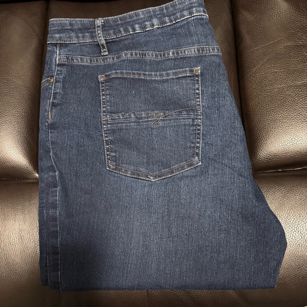 Soho Curvy Crop Jeans - Dark Blue - Picture 6 of 6